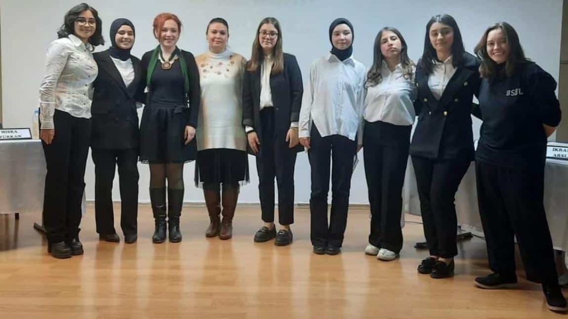 Anadolu Mektebi Cengiz Aytmatov Okul Paneli